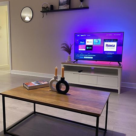 Crawley 2Bed Apartament Close To Gatwick Airport Copthorne  Exteriér fotografie
